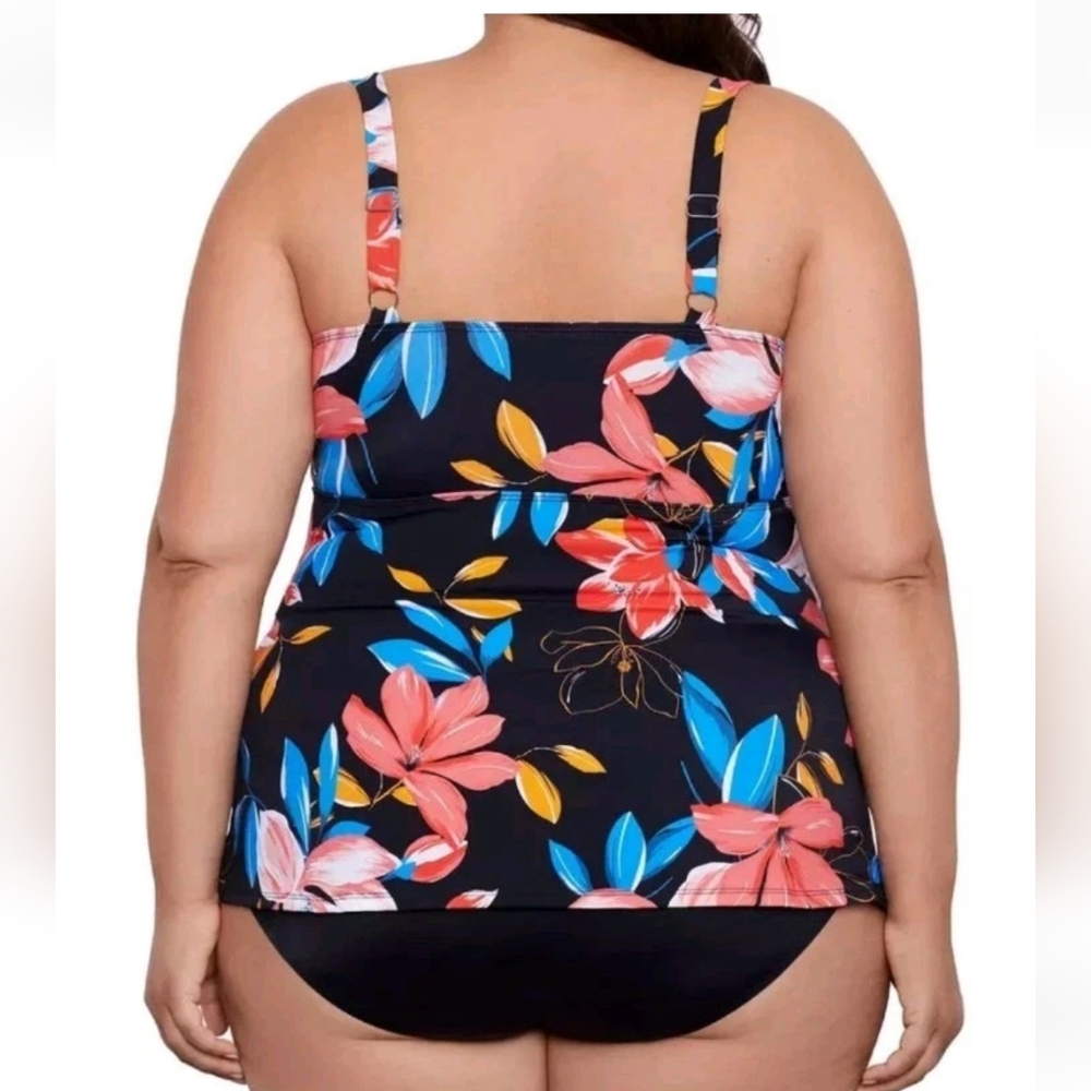 Swim Solutions Hawaiian Triple Tier Swimsuit Woman Plus 18W Floral Wireless New - Picture 2 of 12